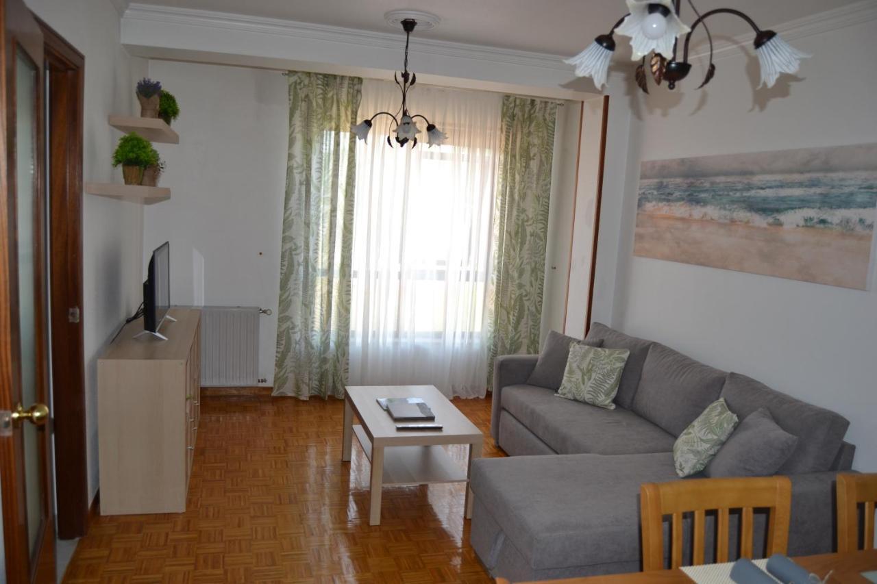 Inmoinsuas Train Station Apartman Sarria Kültér fotó