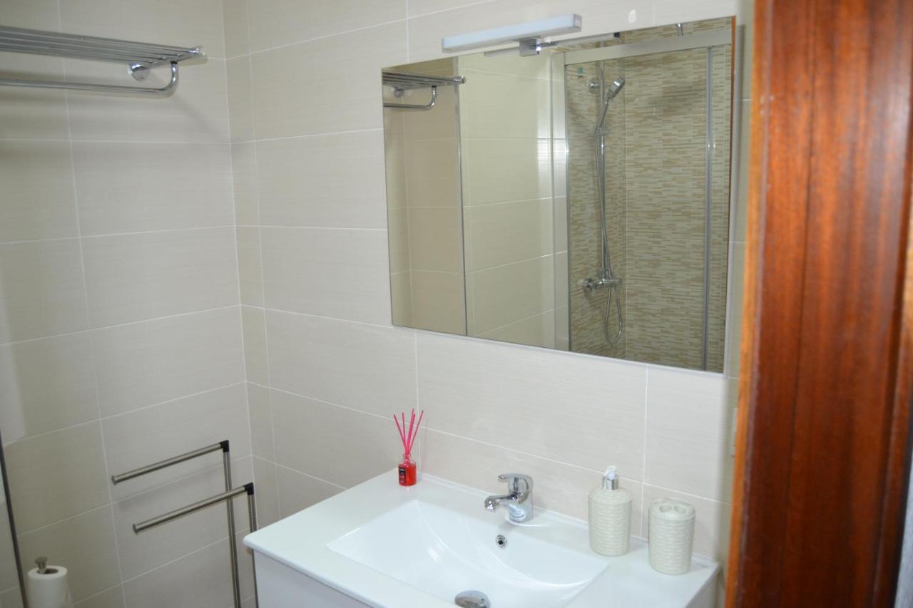 Inmoinsuas Train Station Apartman Sarria Kültér fotó
